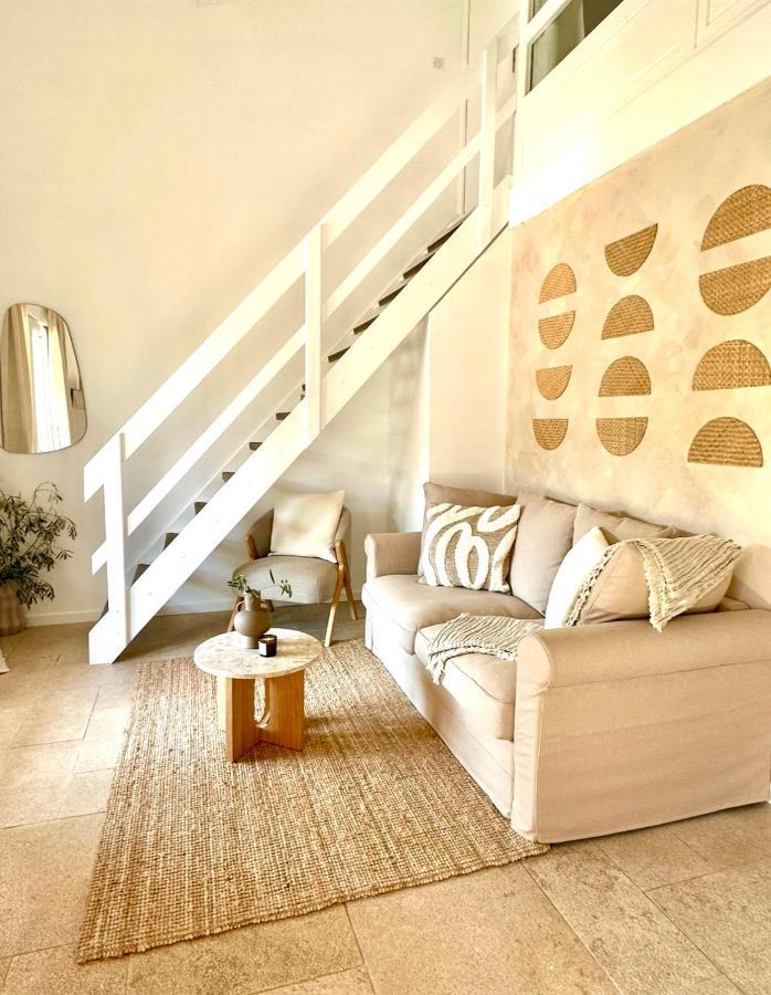 Appartement Window On Ramatuelle *